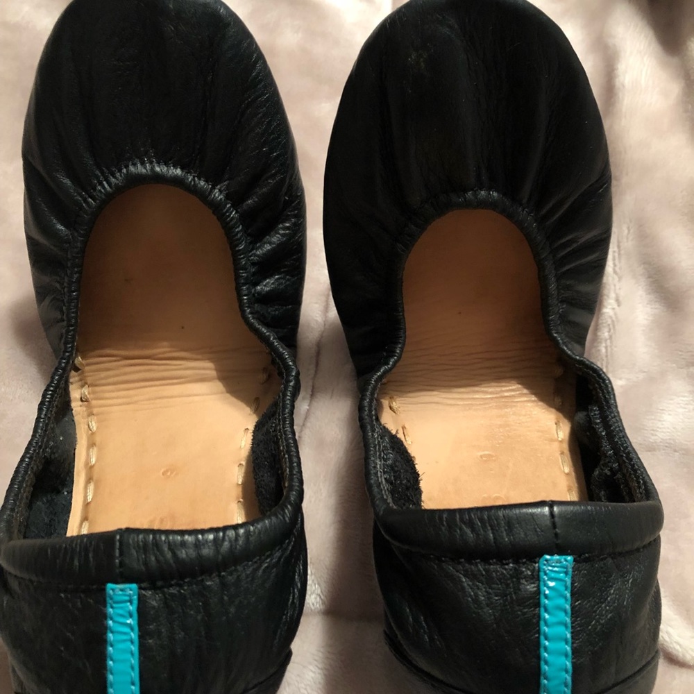 Classic Black Tieks - VEUC - Size 9